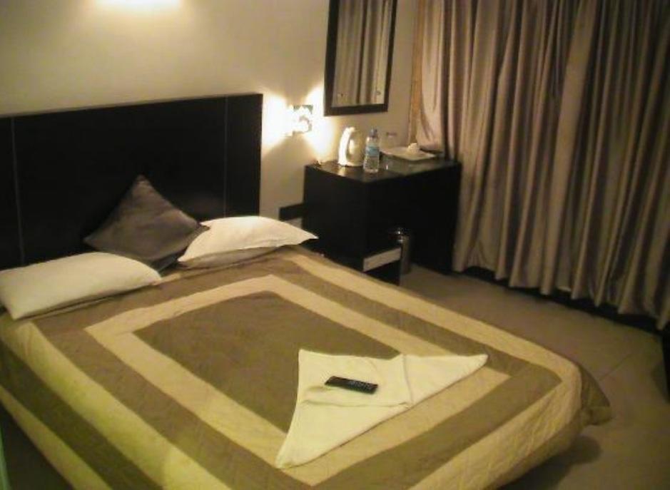 Hotel T.A.P. Gold Crest Bangalore Quarto foto