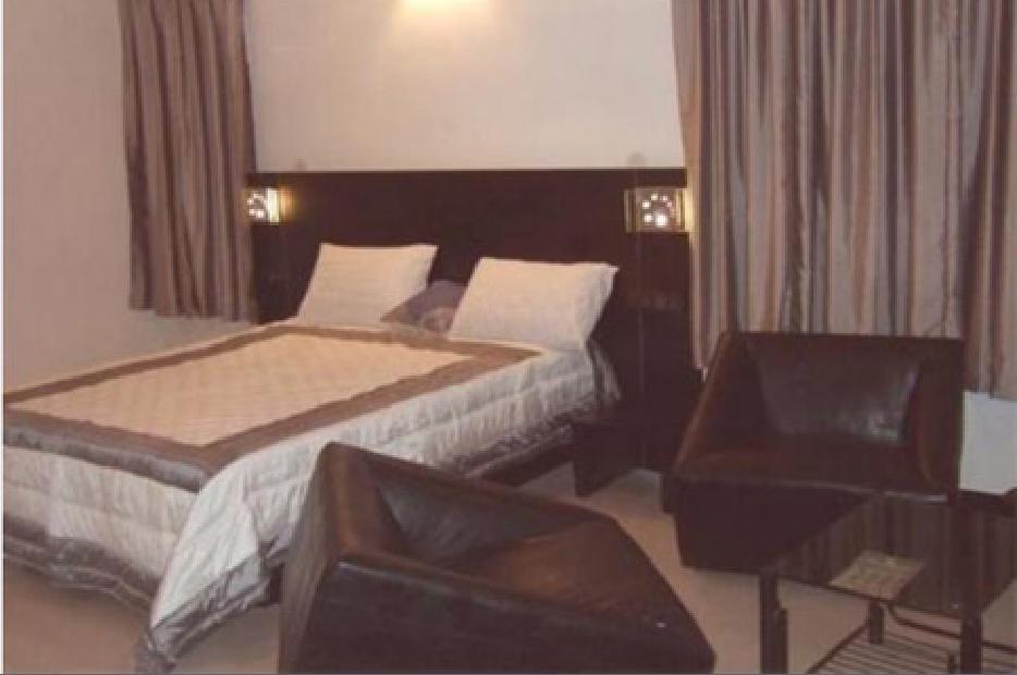 Hotel T.A.P. Gold Crest Bangalore Quarto foto